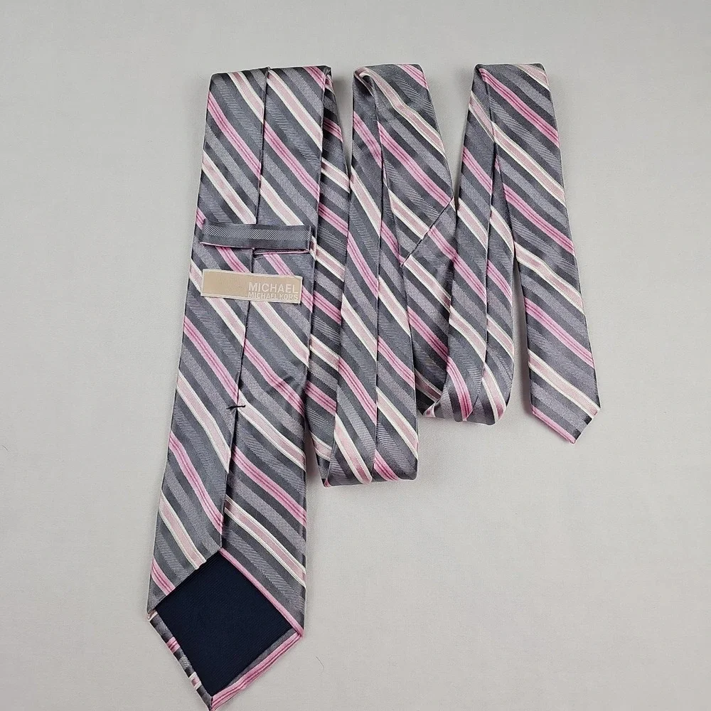 Michael Kors 100% Silk Striped Men's Tie Gray Pink Office Preppy